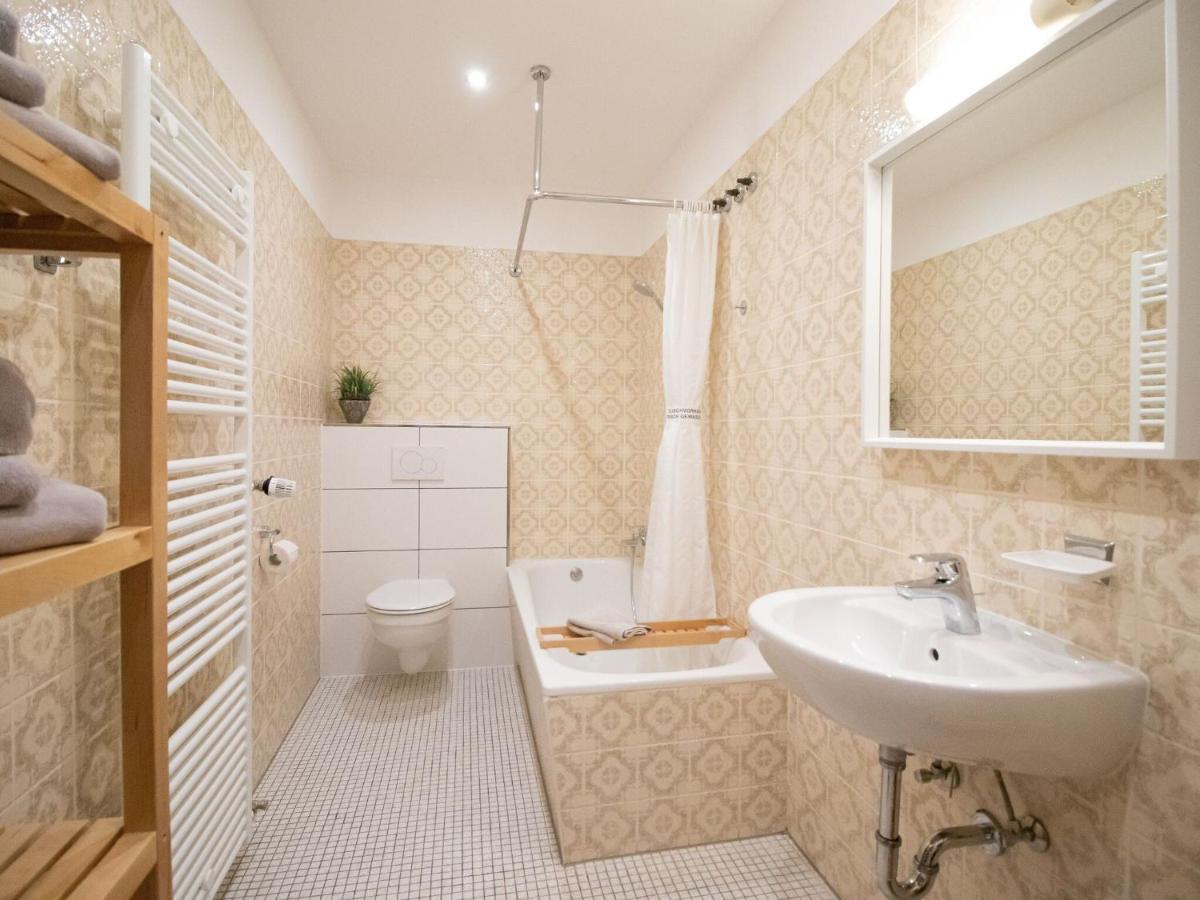 Spacious Apartment In Bollendorf In Nature Park Экстерьер фото